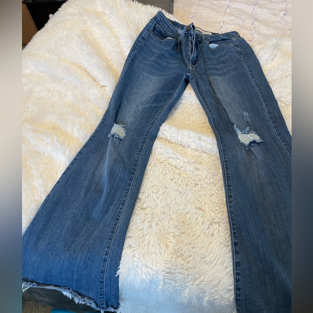 Wide leg/flare jeans